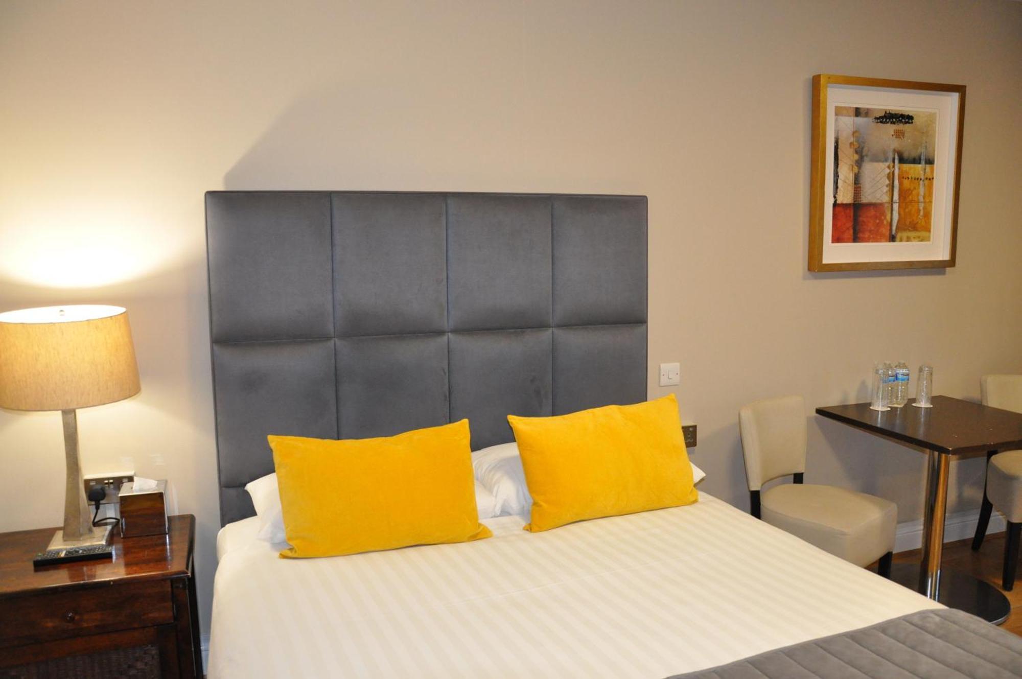 בארנט Hotel Nap Inn מראה חיצוני תמונה